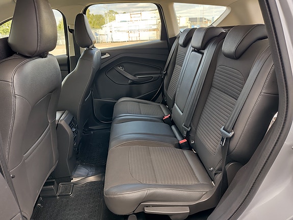 Ford Kuga 14 of 24
