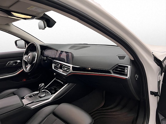 BMW 320 12 of 30