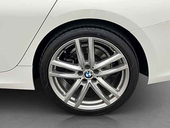 BMW 320 30 of 30