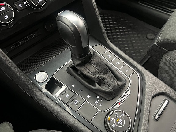 Volkswagen Tiguan 19 of 26
