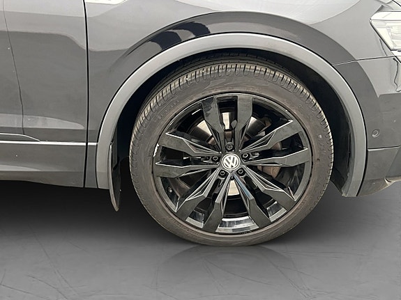 Volkswagen Tiguan 26 of 26