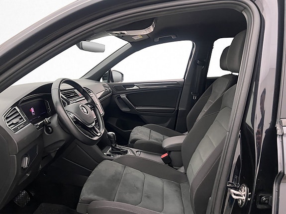 Volkswagen Tiguan 13 of 26