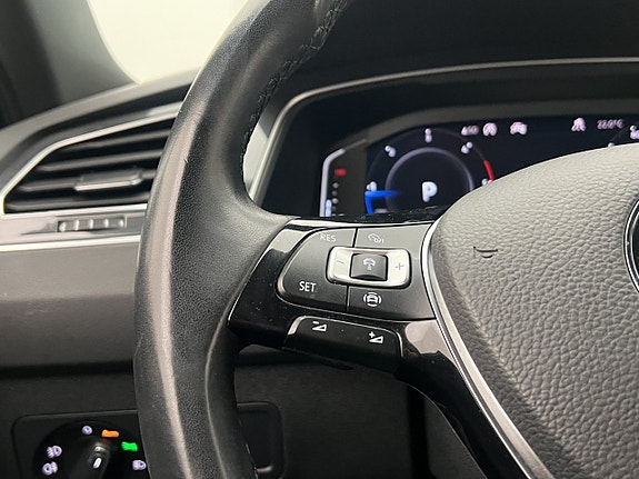 Volkswagen Tiguan 21 of 26