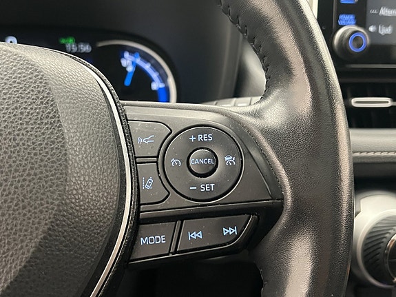 Toyota RAV4 23 of 30