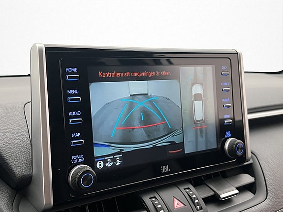 Toyota RAV4 17 of 30