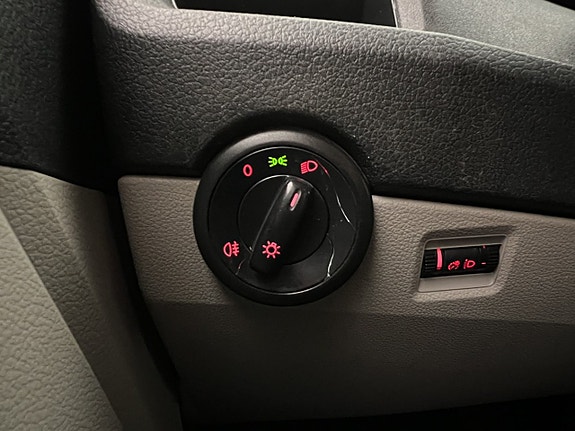 Volkswagen Transporter 15 of 28
