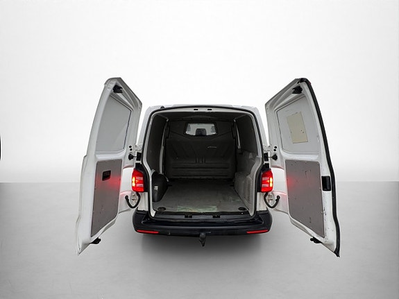 Volkswagen Transporter 12 of 28