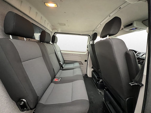 Volkswagen Transporter 22 of 28