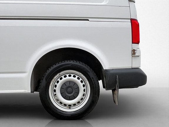 Volkswagen Transporter 26 of 28