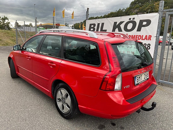 Volvo V50 4 of 15