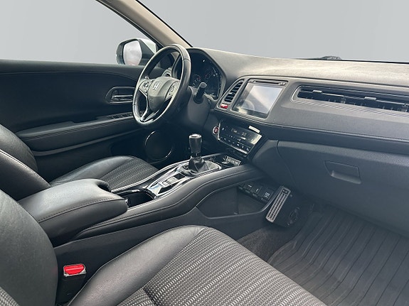 Honda HR-V 9 of 15
