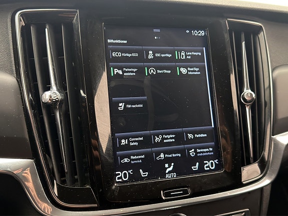Volvo V90 25 of 30
