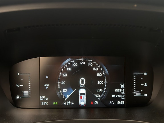 Volvo V90 18 of 30