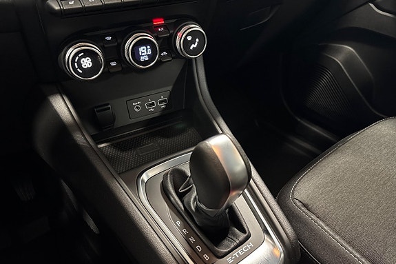 Renault Captur 17 of 22