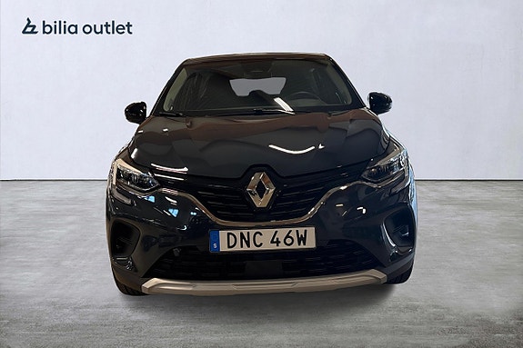 Renault Captur 3 of 22