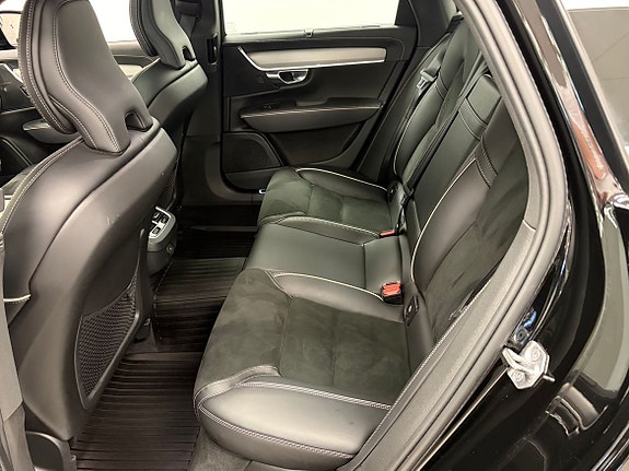 Volvo S90 19 of 27