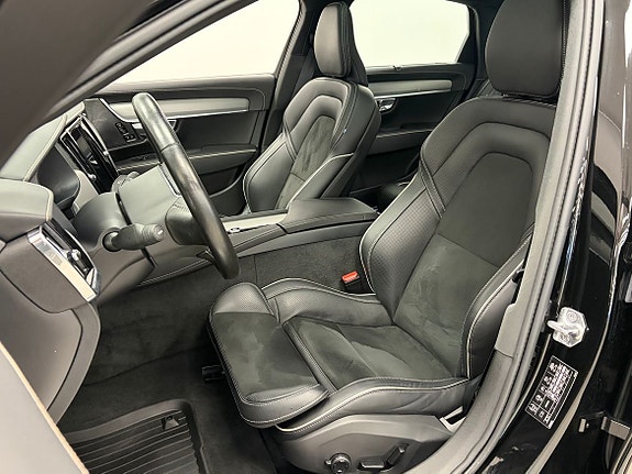 Volvo S90 10 of 27