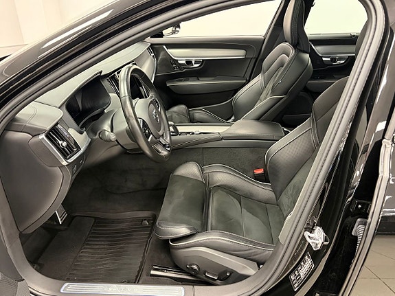Volvo S90 8 of 27