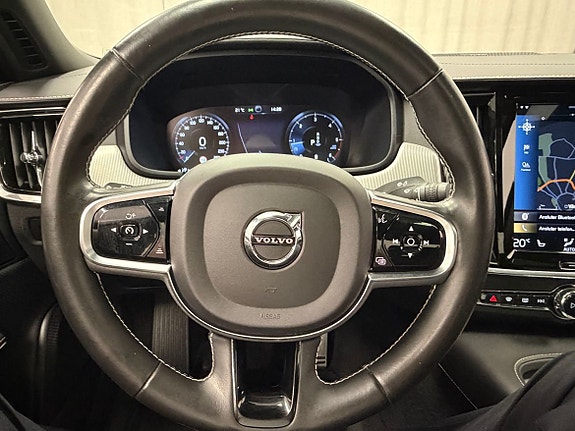 Volvo S90 11 of 27