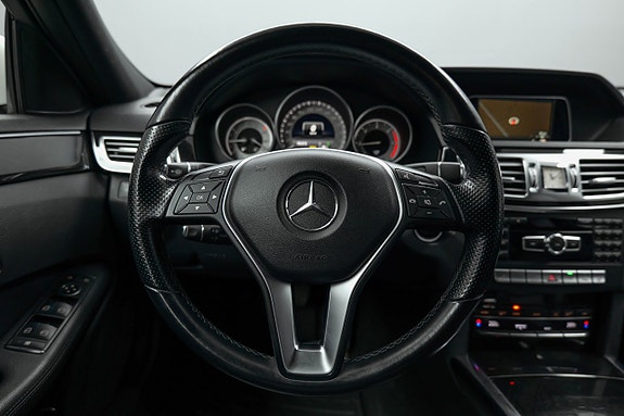 Mercedes-Benz E220 11 of 23