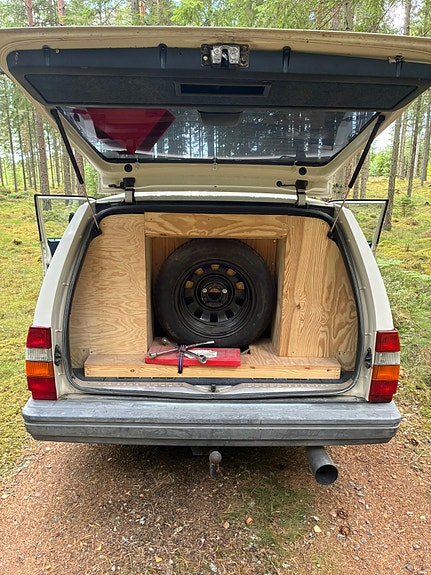 Volvo 745 12 of 27