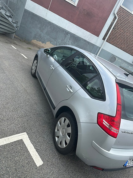 Citroen C4 2 of 6