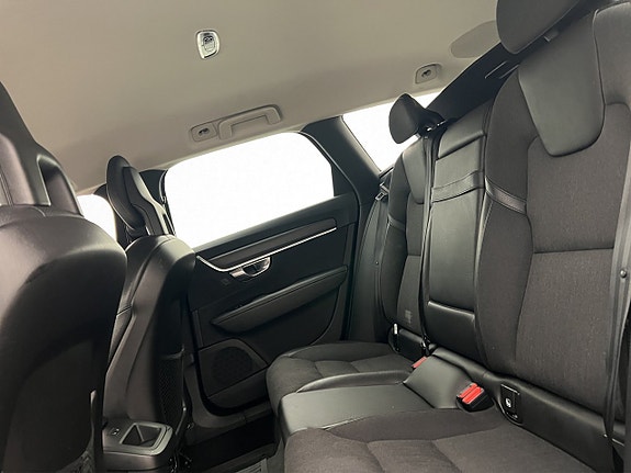 Volvo V90 11 of 30