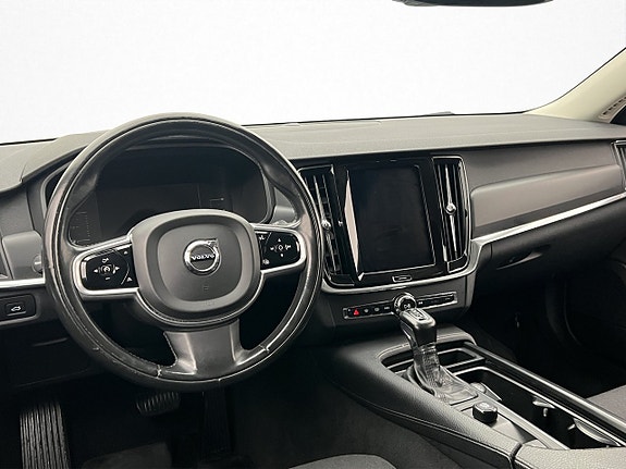 Volvo V90 12 of 30