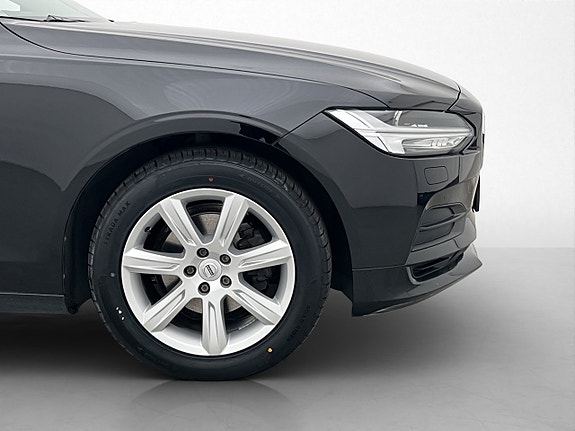 Volvo V90 30 of 30