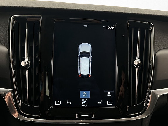Volvo V90 21 of 30