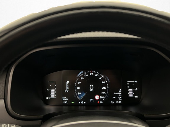 Volvo V90 14 of 30