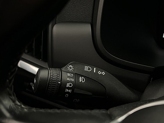 Volvo V90 26 of 30