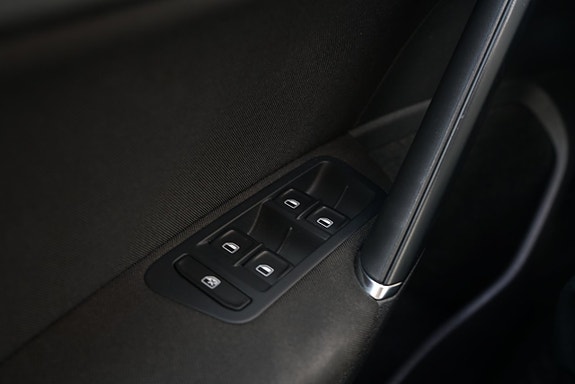 Volkswagen Golf I 15 of 16