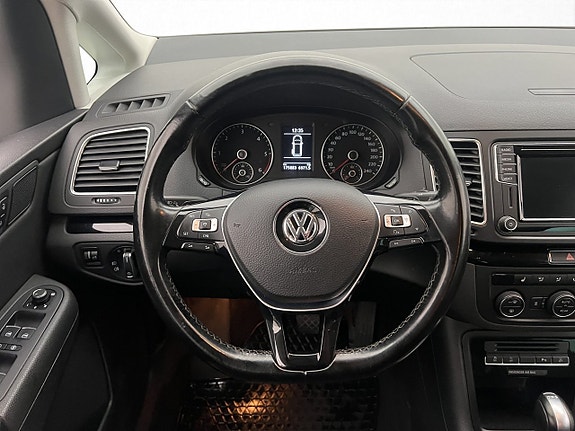 Volkswagen Sharan 14 of 30
