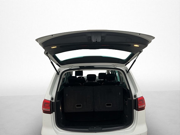 Volkswagen Sharan 27 of 30