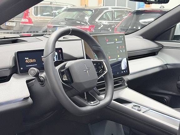 Polestar 4 12 of 25