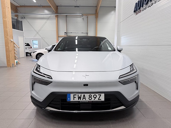 Polestar 4 5 of 25