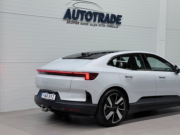 Polestar 4 9 of 25