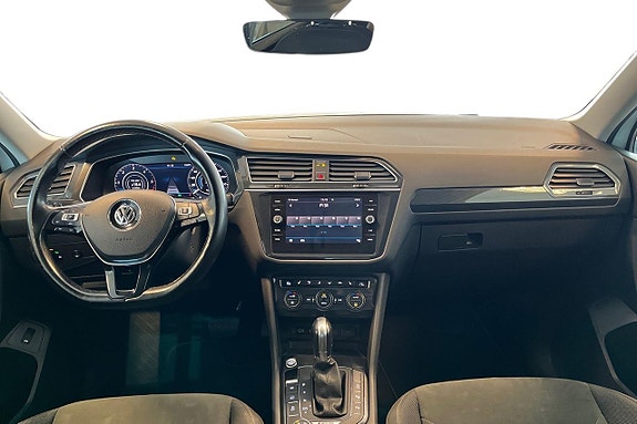 Volkswagen Tiguan Allspace 14 of 30