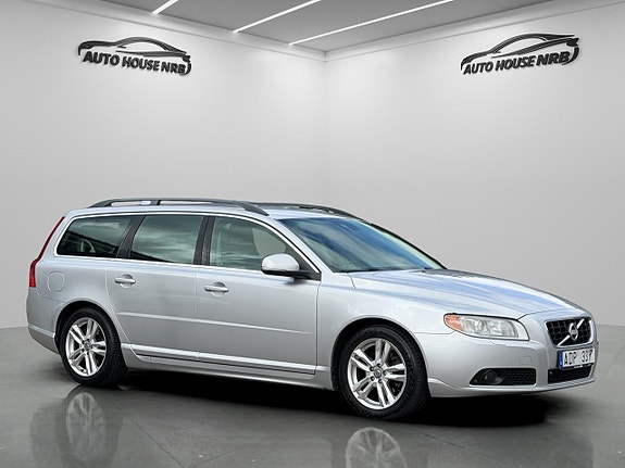 Volvo V70 4 of 25