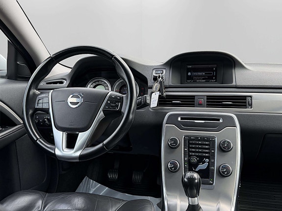 Volvo V70 14 of 25