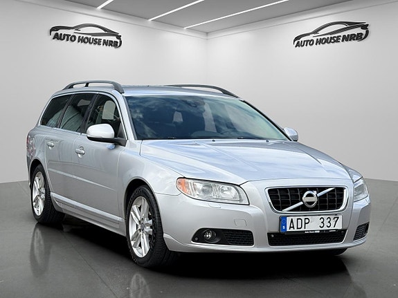 Volvo V70 5 of 25
