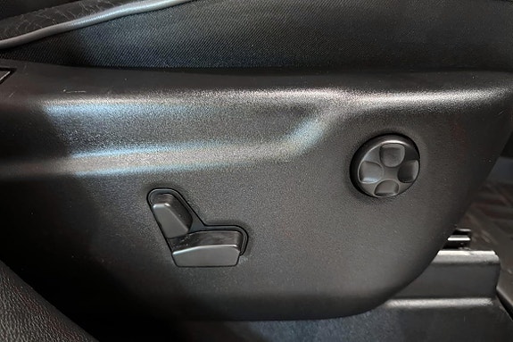 Jeep Grand Cherokee 19 of 21