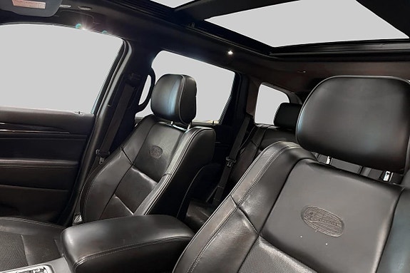 Jeep Grand Cherokee 10 of 21