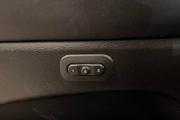 Jeep Grand Cherokee 18 of 21