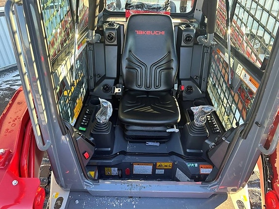 Takeuchi TL12V-2 19 of 21