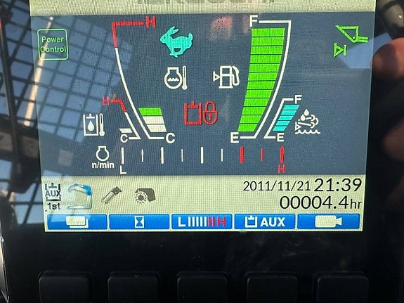 Takeuchi TL12V-2 5 of 21