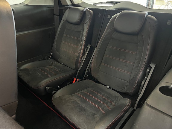 Ford S-MAX 29 of 30