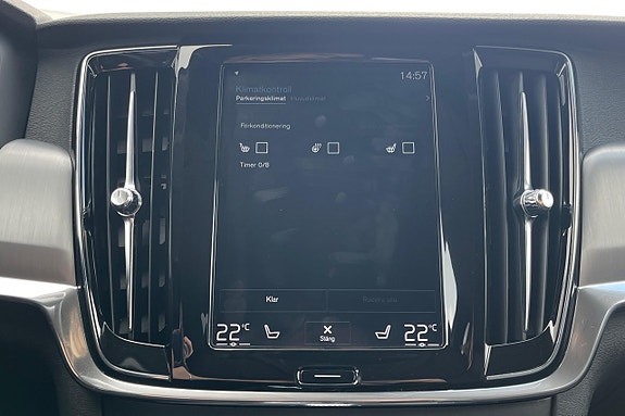 Volvo V90 23 of 30