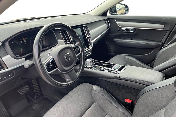 Volvo V90 13 of 30